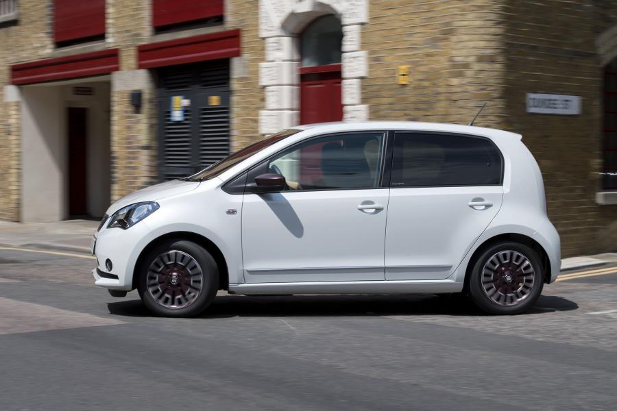  Seat Mii by MANGO 5-Door 2016 года  (UK) (фото 14 из 30)